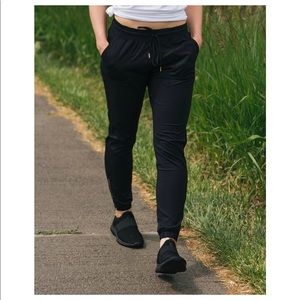 Zyia Peak Joggers